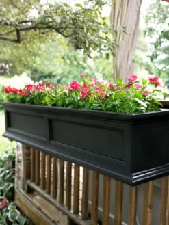 Fairfield Self-Watering Window Box, 5’ -Backyard Bloomers 8588938 101V tif