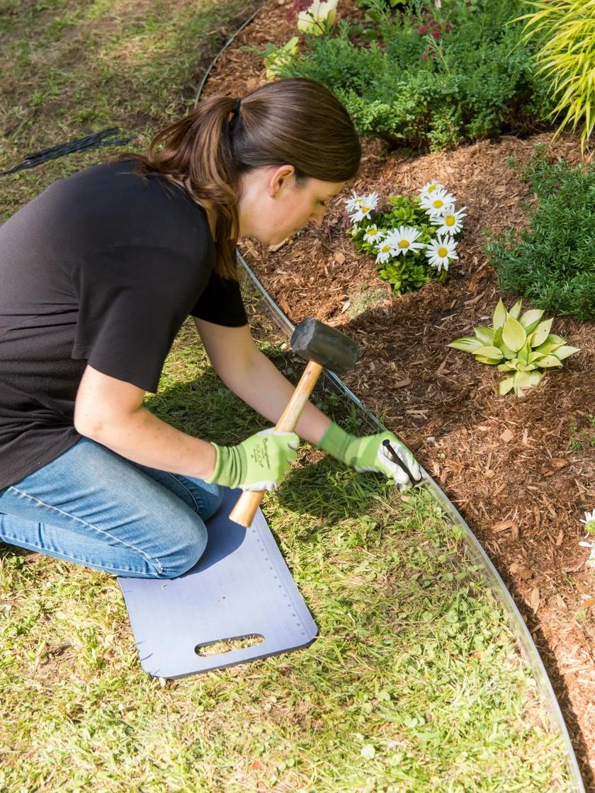 EasyFlex™ Aluminum Edging, 24' 5 EasyFlex™ Aluminum Edging, 24' - Image 3