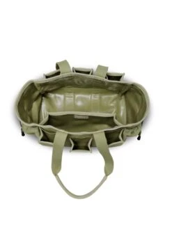 Gardener's Puddle-Proof Tote -Backyard Bloomers 8595203 11450 tif