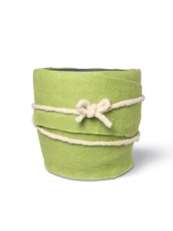 GardenWool® Plant Wrap -Backyard Bloomers 8597523 640