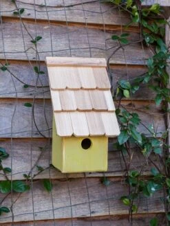Heartwood Fruit Coops Bird House -Backyard Bloomers 8598856 03v