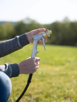 Gardener’s Lifetime Twist Deluxe Hose Nozzle -Backyard Bloomers 8600140 0712 tif