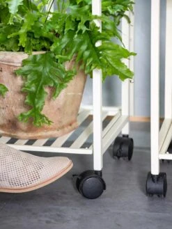 Oslo 2-Tier LED Grow Light Garden, 2 Fixtures -Backyard Bloomers 8609220 4135 tif