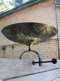 Achla Designs African Daisy Birdbath With Over-the-Rail Bracket -Backyard Bloomers 8609295 02v