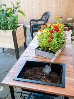 Small Space Potting Table -Backyard Bloomers 8611003 027