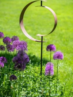 Corten Circle Garden Sculpture -Backyard Bloomers 8611061 153 tif
