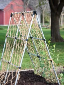 Coco Trellis Netting, 4' X 15' -Backyard Bloomers 8612050 006 tif