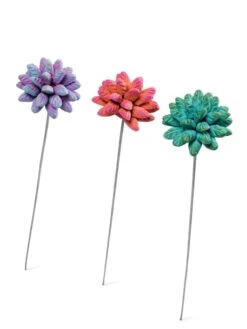 Dahlia Flower Garden Stakes Set -Backyard Bloomers 8612055 5954 tif