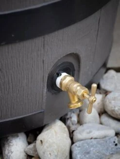 Round Rain Barrel With Planter, 35 Gallons -Backyard Bloomers 8612856BK 10V tif