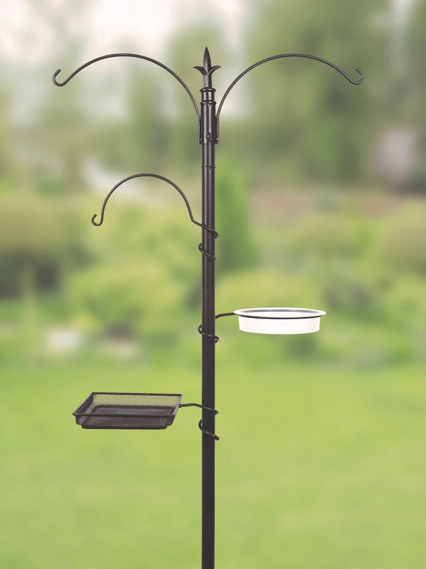 Gardman® Premium Bird Feeding Station 3 Gardman® Premium Bird Feeding Station