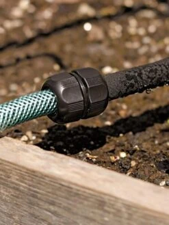 Snip-n-Drip Soaker Hose System -Backyard Bloomers GS40205 04 tif